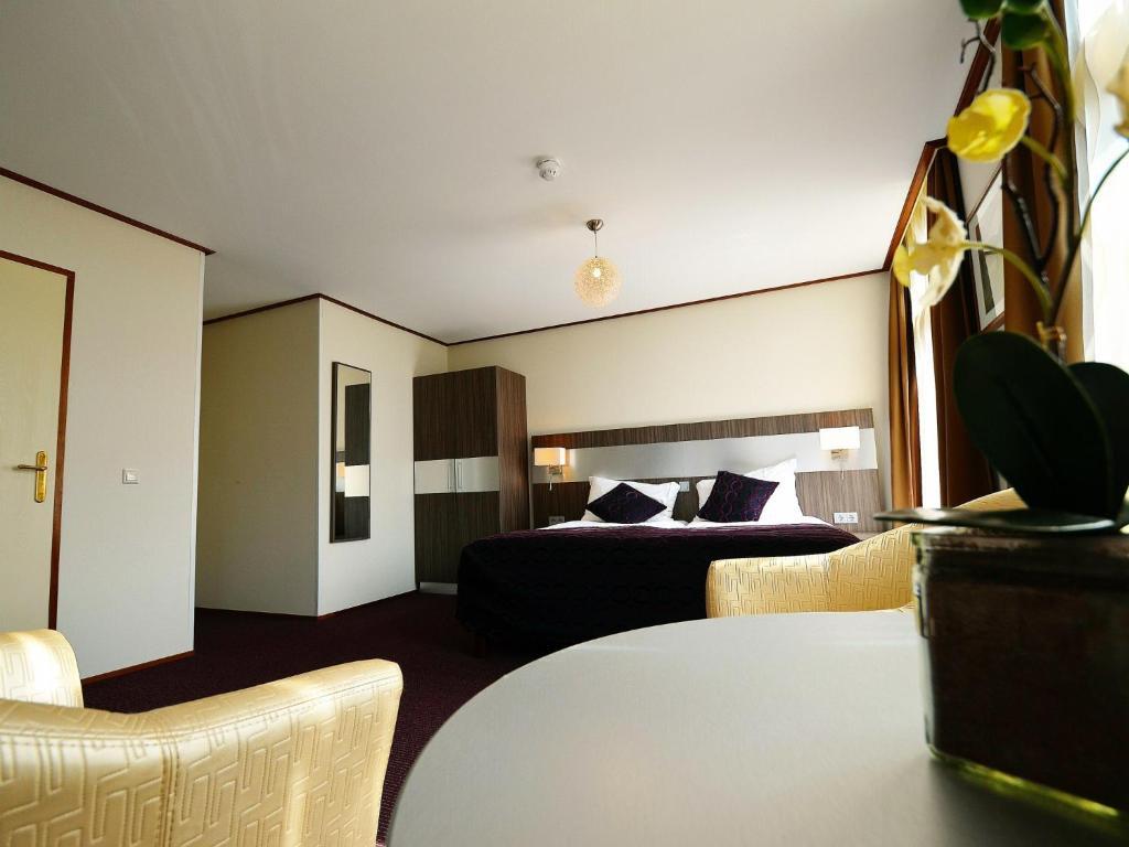 Hotel Faber Hoogezand Rum bild